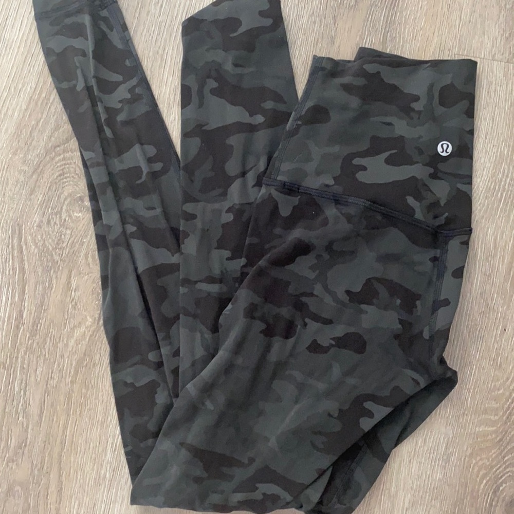 Green camo lululemon aligns